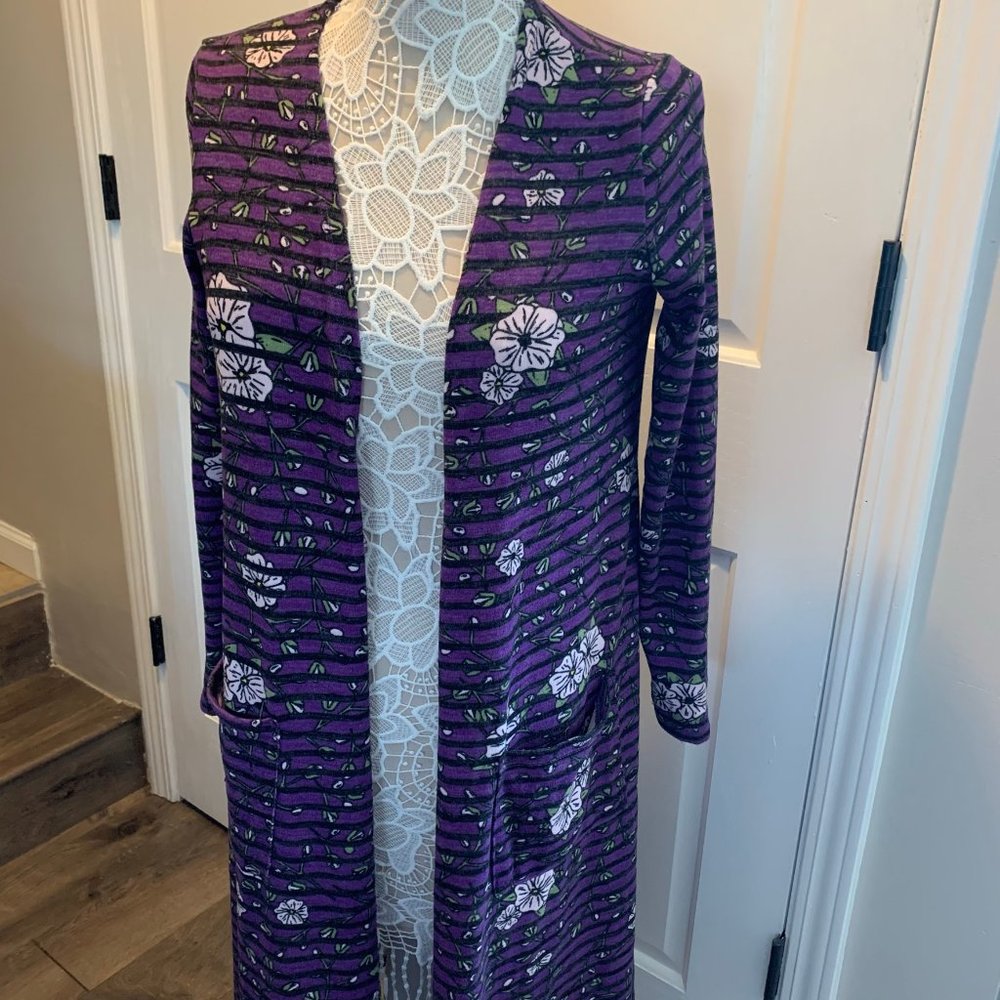 LuLaRoe Ladies Sarah Floral Long Cardigan Duster Sweater Size S - Picture 2 of 6